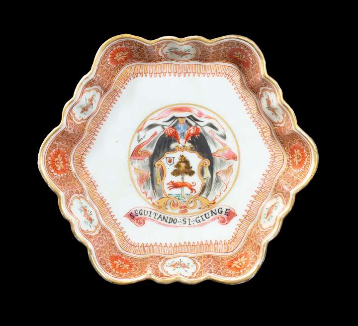 GG: Chinese export armorial porcelain teapot stand, arms of Lambert